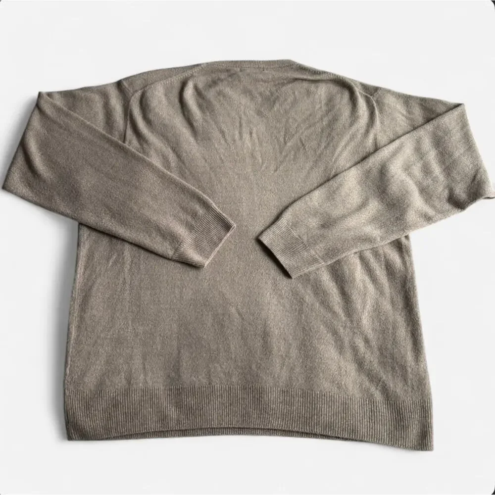Dockers Men's V-Neck Sweater